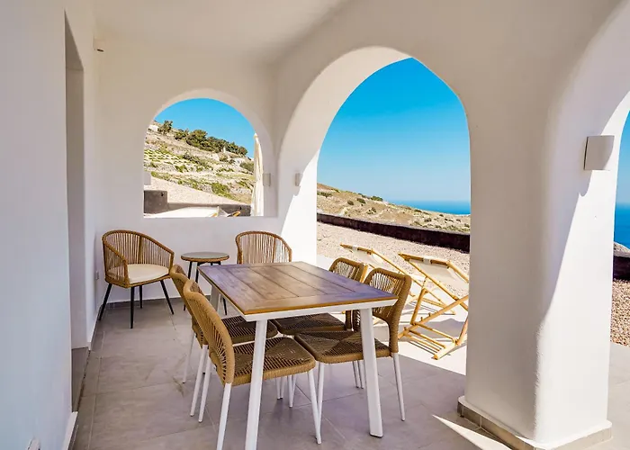 Acria Pyrgos Kallistis