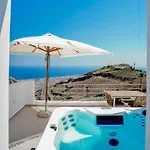 Acria فيلة Pýrgos