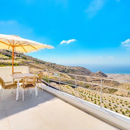 Acria Villa *