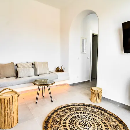 Acria Villa *